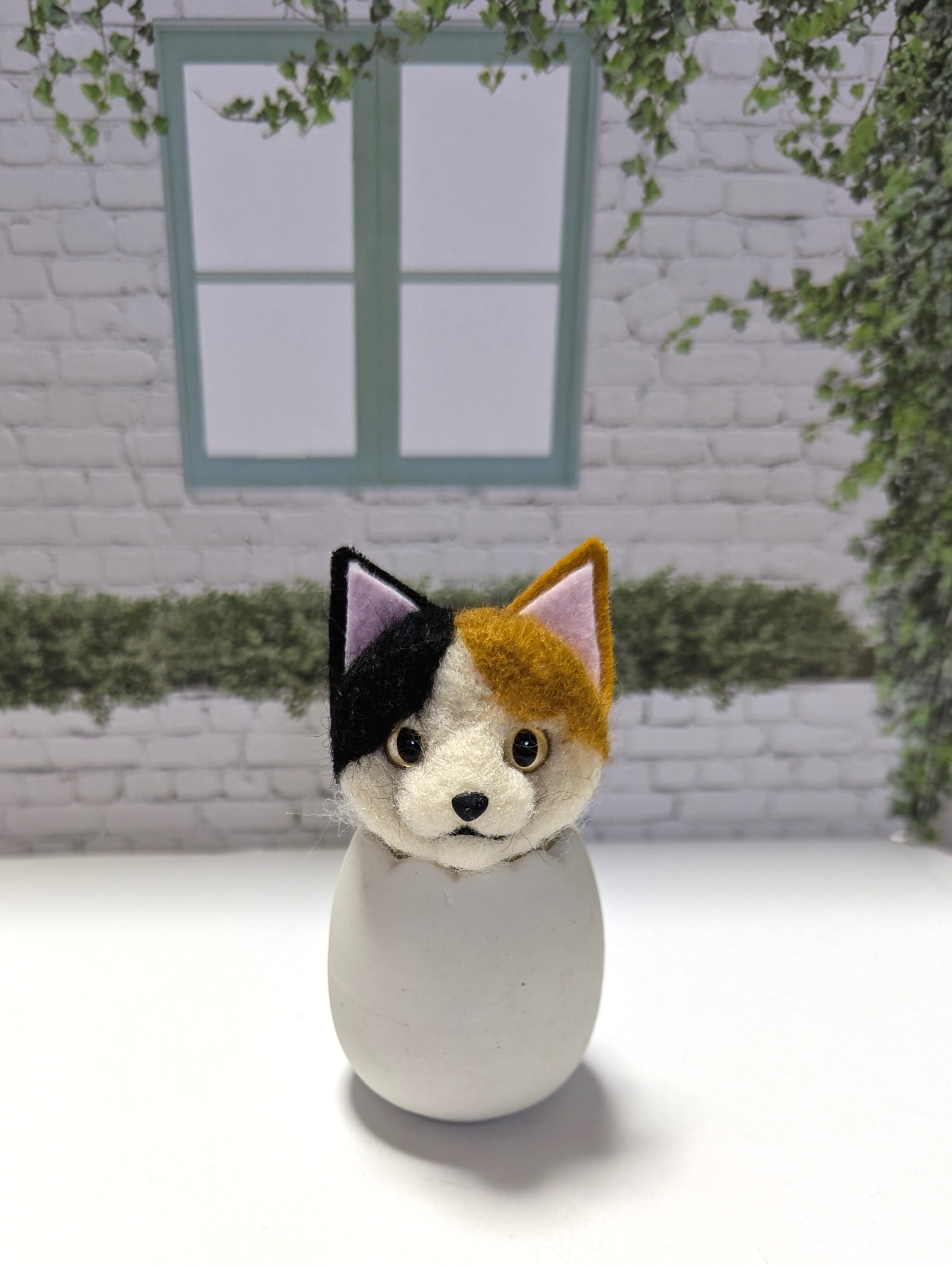 羊毛フェルトで作る三毛猫のブローチを作ろう！】
